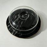 Présentoir à gâteau avec cloche